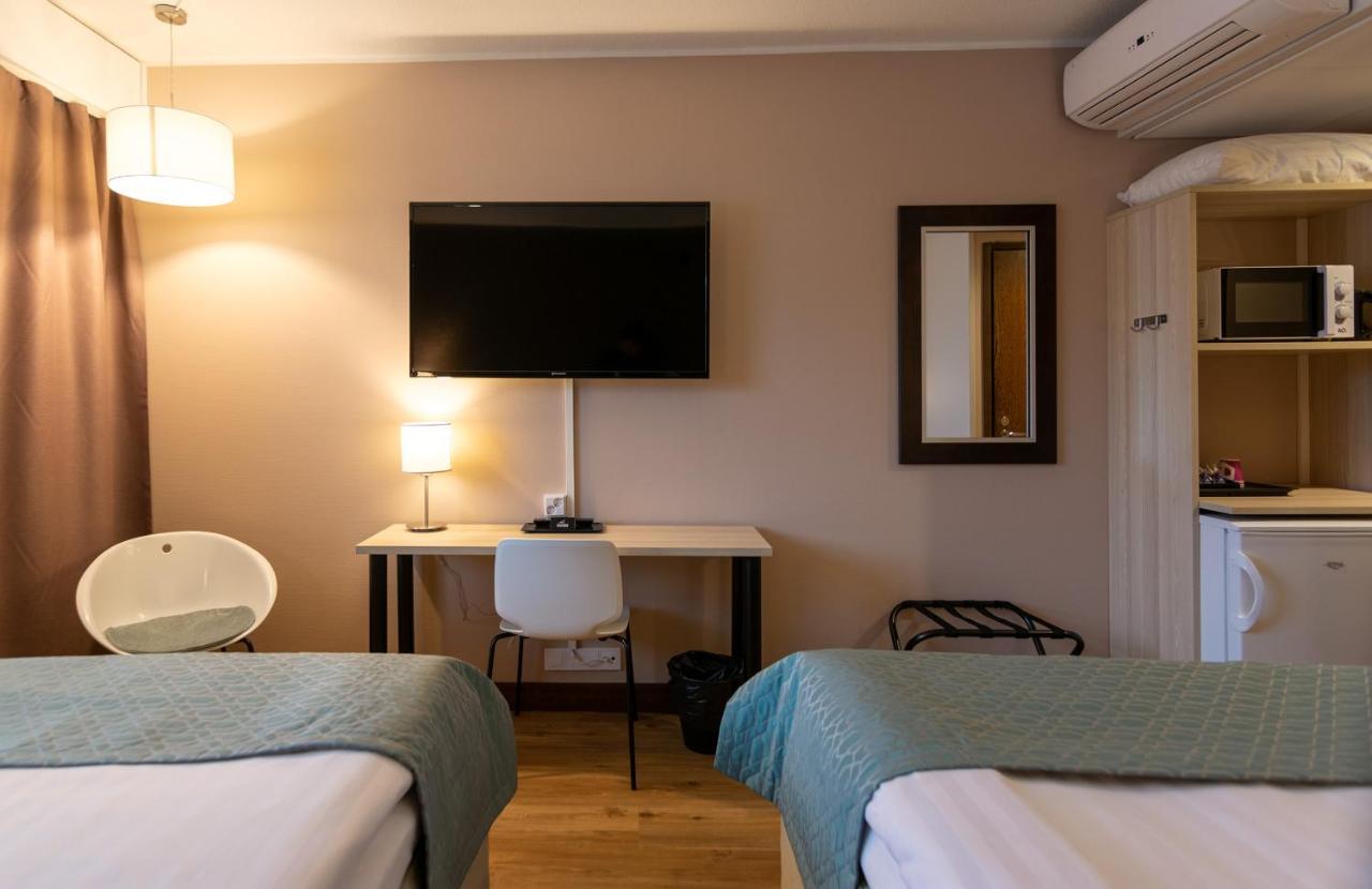 Hotel Kivitasku Каарина Экстерьер фото